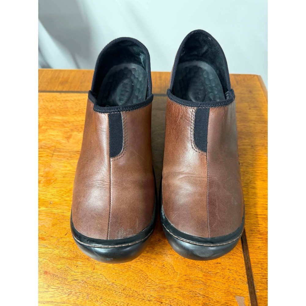 Clarks Privo Womens 9.5 Brown Leather Slip On Clogs Comfort Professional Shoes